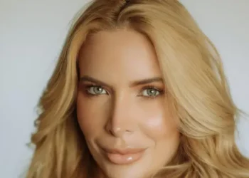 Karol Loren transforma vidas ao unir nutrição, fé e bem-estar em propósito de vida